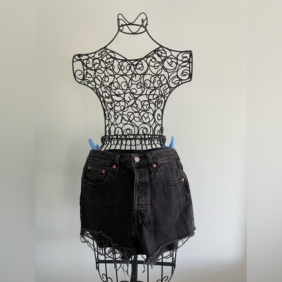 Levi's Pants - Levi’s 501 shorts in black